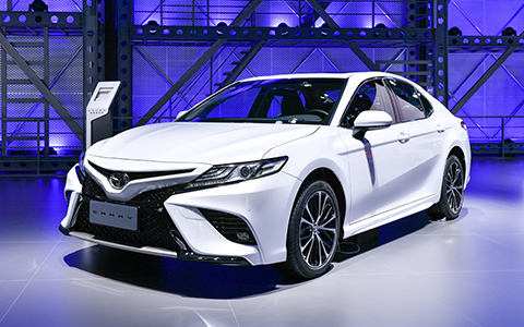 2018廣州國(guó)際車展-camry1