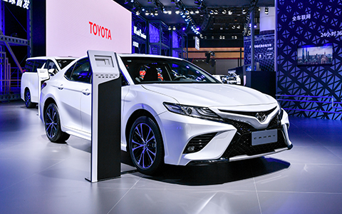 2018廣州國(guó)際車展-camry3